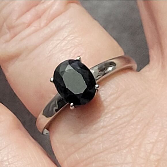 Midnight Sapphire Solitare Ring - Picture 7 of 14